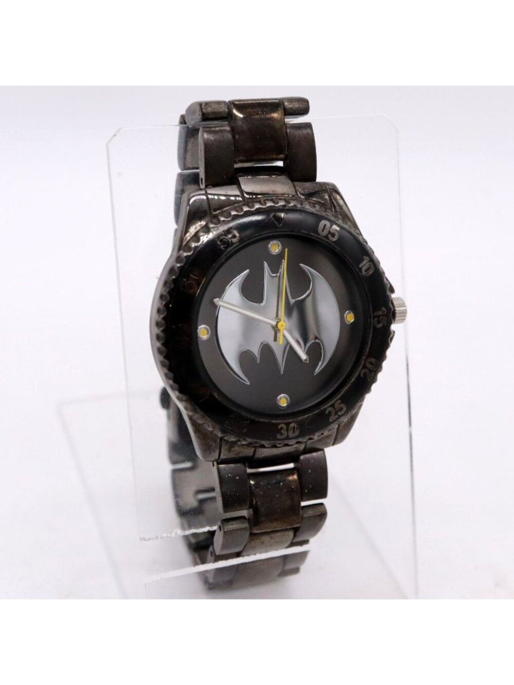 Batman Bat Signal Men's Watch Gunmetal Black Bezel Bracelet BAT8009 Accutime